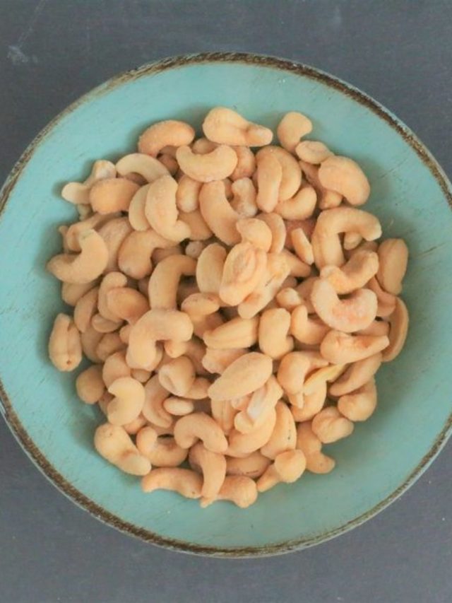 cropped-cashew-3356790_1920-1.jpg