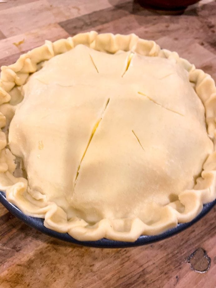 Freezer Apple Pie | Southern Apple Pie Recipe | Freezer Apple Pie Filling | freezer apple pie kit | apple pie recipe | freezing apple pies cooked or uncooked | make ahead apple pie filling | how to bake a pre baked frozen apple pie | raw apple pie filling