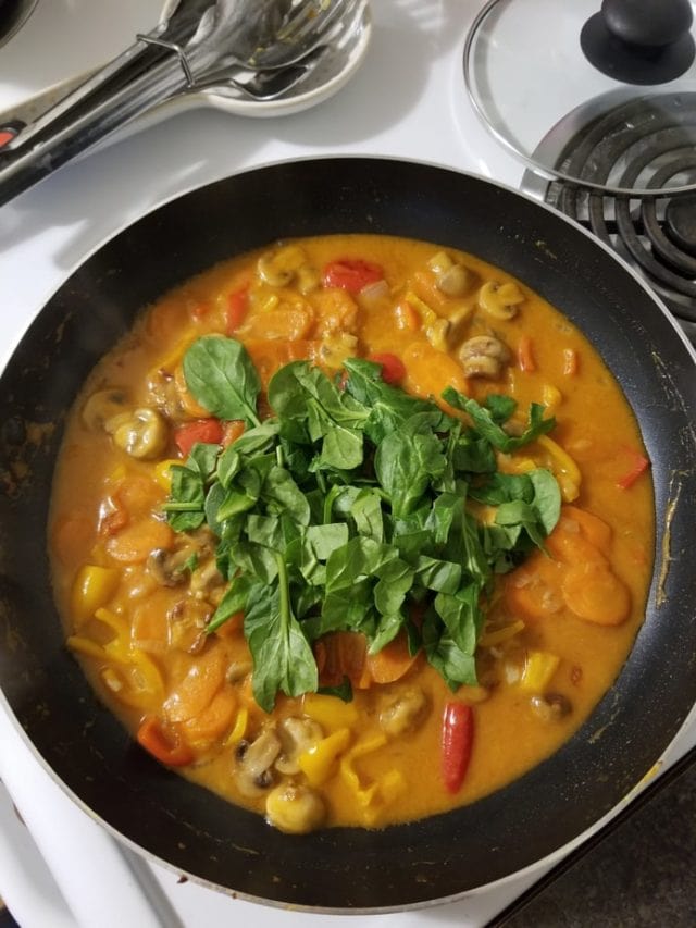 cropped-Red_Thai_Coconut-Curry_Recipe_2.jpg